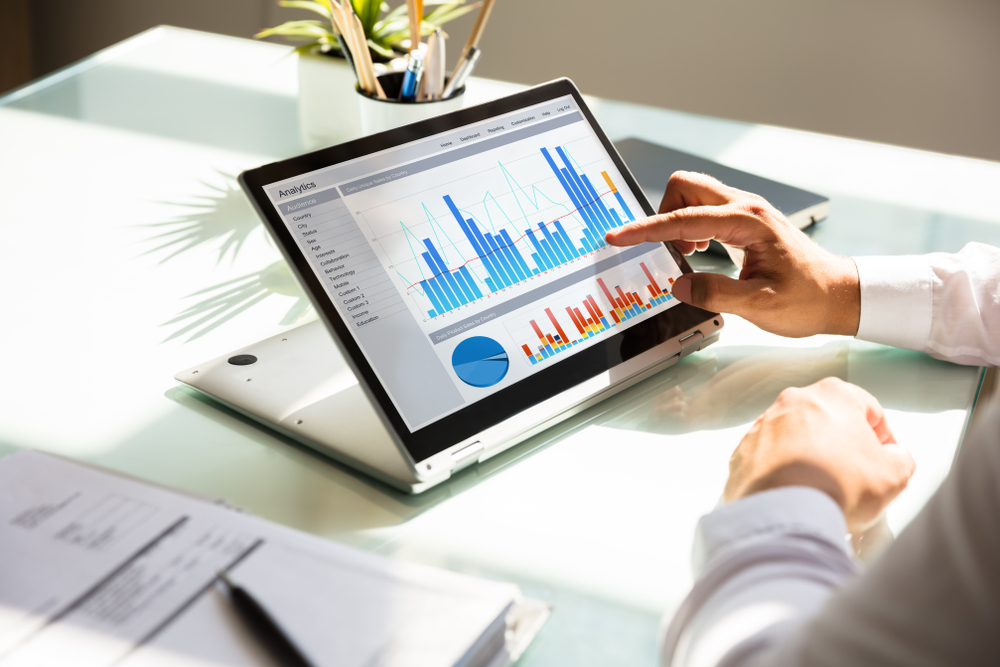 Standing Apart from the Investment Crowd: the Charles Nenner Way
